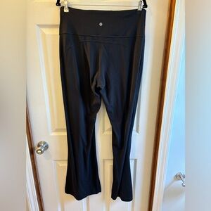 Lululemon Groove Super-High-Rise Flared Pant Nulu *Regular
